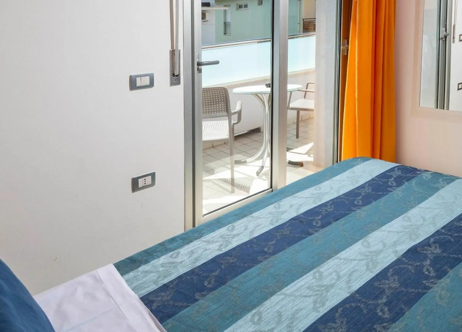 Residence Marzia Rimini 3*,