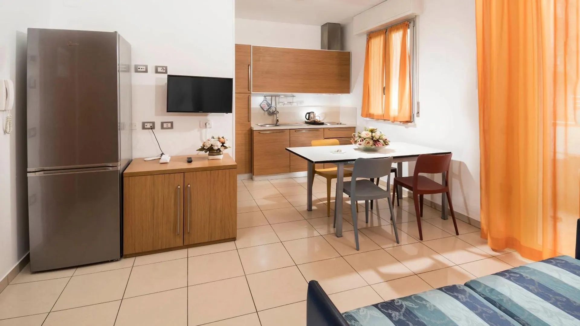 Residence Marzia Rimini 3*,